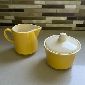 Adorable primo mid century modern sugar and creamer lemon yellow